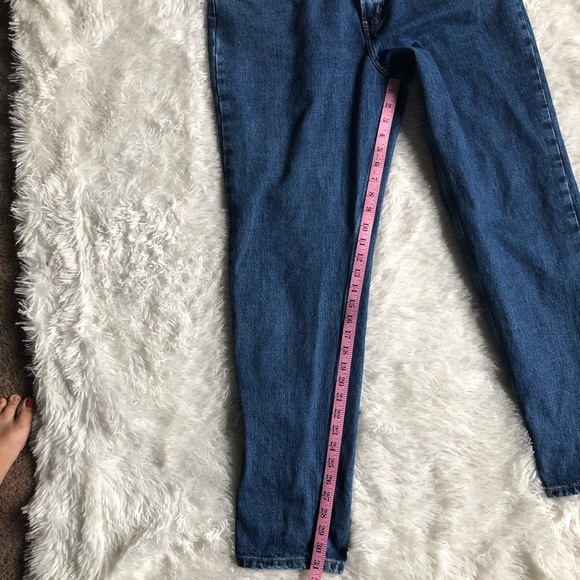 Vintage Gap High Waisted Mom Jeans - Picture 7 of 8